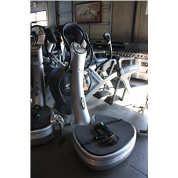 POWERPLATE PRO 5 PRO MOTION VIBRATION WORKOUT STATION