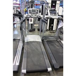 VISION FITNESS T9600 COMMERCIAL TREADMILL