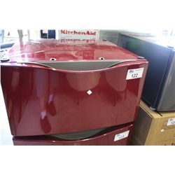 RED 15" LAUNDRY PEDESTAL