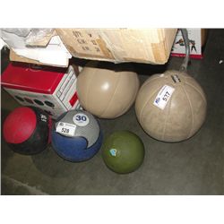 2 30LBS MEDICINE BALLS