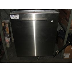 ARISTON STAINLESS STEEL DISHWASHER