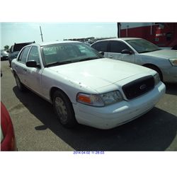 2004 - FORD CROWN VICTORIA