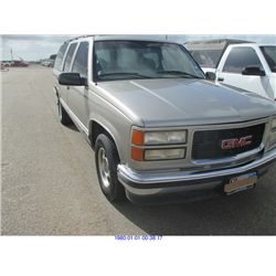 1999 - CHEVROLET SUBURBAN