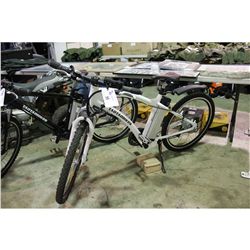 WHITE TAO TAO 7 SPD FRONT SUSPENSION ELECTRIC BIKE