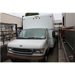 2000 FORD E-450 SUPER DUTY CUBE VAN VIN 1FDXE45F0YHB50803