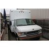 Image 2 : 2000 FORD E-450 SUPER DUTY CUBE VAN VIN 1FDXE45F0YHB50803