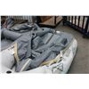 Image 1 : GREY 6' INFLATABLE DINGHY