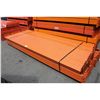 Image 2 : 1- 21' BLUE HEAVY DUTY PALLET RACKING UPRIGHT WITH 4- 11.5' X 6.5" 5000 LB CAPACITY ORANGE