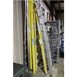 7' FIBERGLASS STEP LADDER