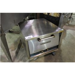 BAKERS PRIDE STAINLESS STEEL PIZZA OVEN
