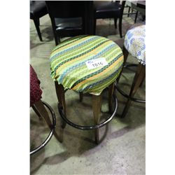 GREEN PATTERN BAR STOOL