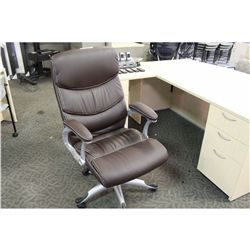 BROWN HIGH BACK LEATHER EXECUTIVE CHAIR