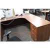 Image 2 : CHERRY BOWFRONT EXECUTIVE L SHAPE DESK