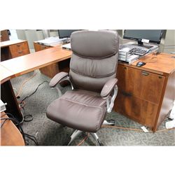 BROWN HIGH BACK EXECUTIVE CHAIR