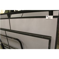 LOT OF GREY OFFICE PARTITIONS