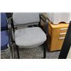 Image 1 : LOT OF 2 GREY STACKING CHAIRS