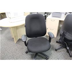 BLACK MULTILEVER TASK CHAIR S2