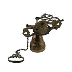 Dexter Gate Bell Prop