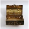 Image 2 : Friend's Vanity Case Prop