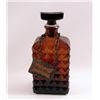 Image 1 : Blade Crystal Blood Decanter Prop