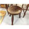 Image 1 : Antique Milking Stool