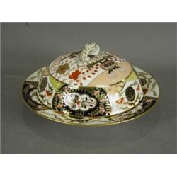 A Copeland Spode muffin dish and cover, pattern number 2701, 22.5cm diameter Est. 100/150...
