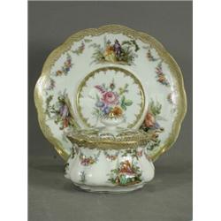 A Meissen pot and stand with outside painted decoration, 19cm diameter Est. 100/150...