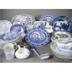 Four pieces of late 18th/early 19th century Pearlware dinnerware, two pieces of Davenport ironsto...