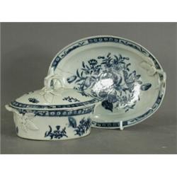 A Worcester dish, cover and stand, with branch and leaf sprigwork handles, marked with underglaze...