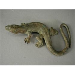 A bronze and cold painted lizard, 14cm long Est. 80/120...