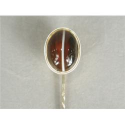 A Victorian banded agate stick pin, in case Est. 80/120...