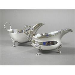 Two George III style silver sauceboats, Sheffield 1938, London 1934, 16oz gross Est. 100/150...