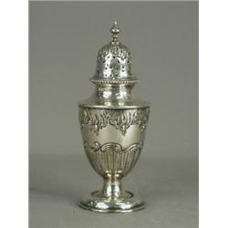 A Victorian silver sugar caster, Birmingham 1894, 17cm Est. 80/120...