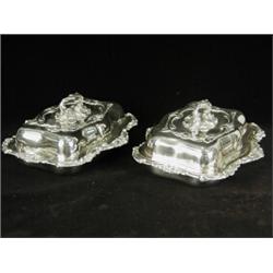 A pair of Victorian silver plated entree dishes Est. 80/120...