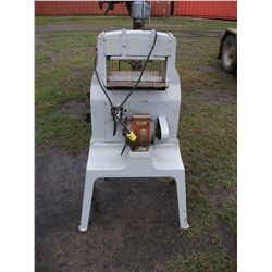 ELECTRIC BREAD SLICER WITH STAND