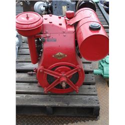 BRIGGS AND STRATTON GAS ENGINE