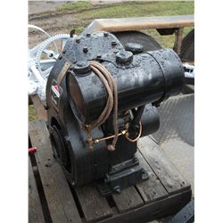 BRIGGS AND STRATTON GAS ENGINE
