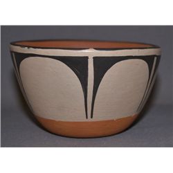 SANTO DOMINGO POTTERY BOWL