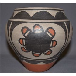 SANTO DOMINGO POTTERY JAR