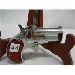 Davis Industries Derringer Model H37 Cal. 32 Automatic  Ser 228214, 2 Barrels
