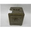Image 1 : Cast Iron Safe Bank