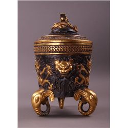 Exquisite antique Chinese Bronze Urn with Elephant head