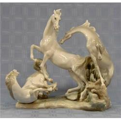 LLADRO PORCELAIN GROUP "HORSE'S GROUP, WHITE"...