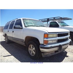 1999 - CHEVROLET SUBURBAN /RESTORED SALVAGE