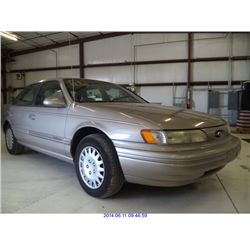 1995 - FORD TAURUS