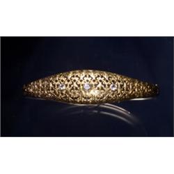 14K YELLOW GOLD, DIA BANGLE C. 1905...
