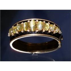 45 CT CATS EYE CHRYSOBERYL DIAMOND ENAMEL BRACELET...
