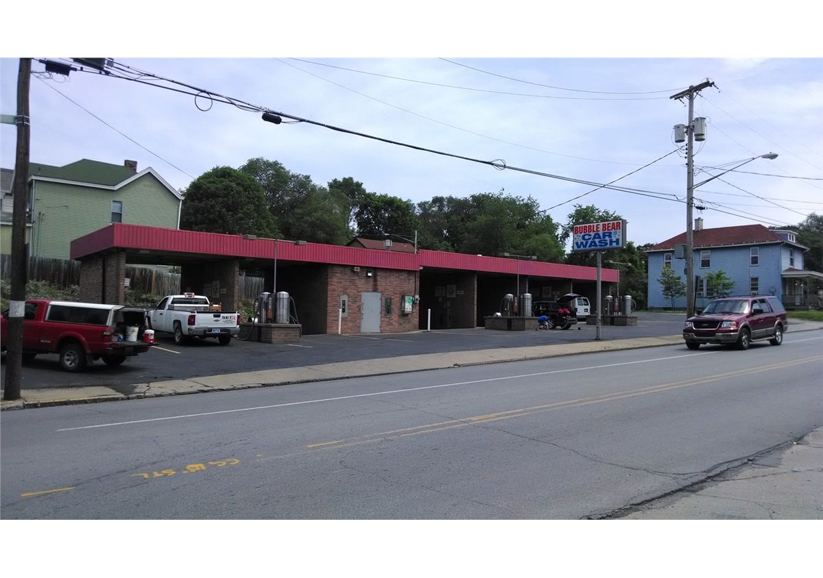 Bubble Bear Car Wash 409 Taylor St., New Castle, PA