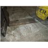 Image 2 : 6100 Lb Yale Lift Truck