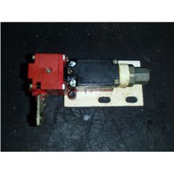 Schmersal Safety Interlock Switch Model: TZG.01.103